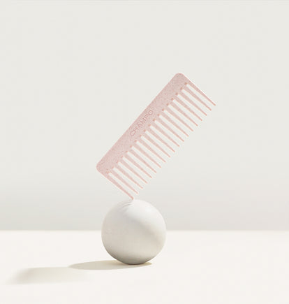 Optimise hair conditioning results with our Wide-tooth comb